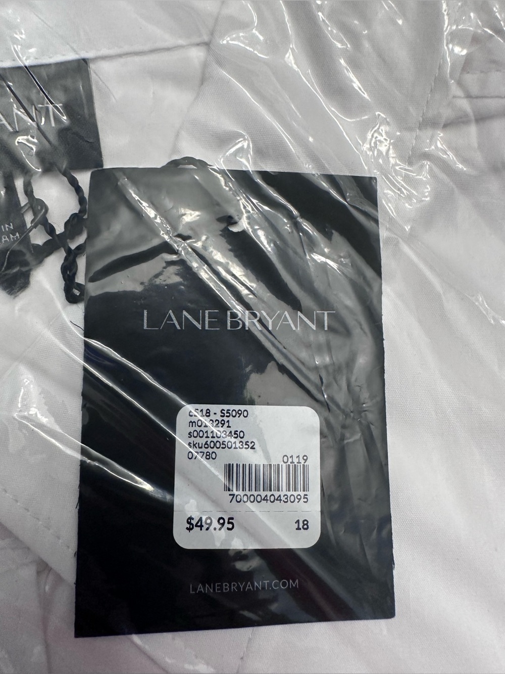 Lane Bryant White Hidden Button No Gap Button Front Shirt Size 18 NWT - Picture 3 of 8